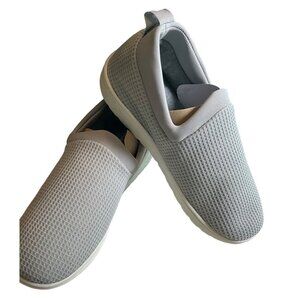 Muk Luks Womens Slippers XL 11-12 Gray Lightweight Indoor/Outdoor Sole Cushioned